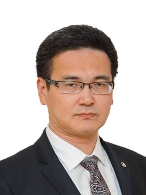 ЛУУБААТАР Б — Ахлах багш