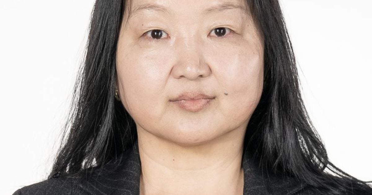 ЦЭРЭНЛХАМ Б — Багш